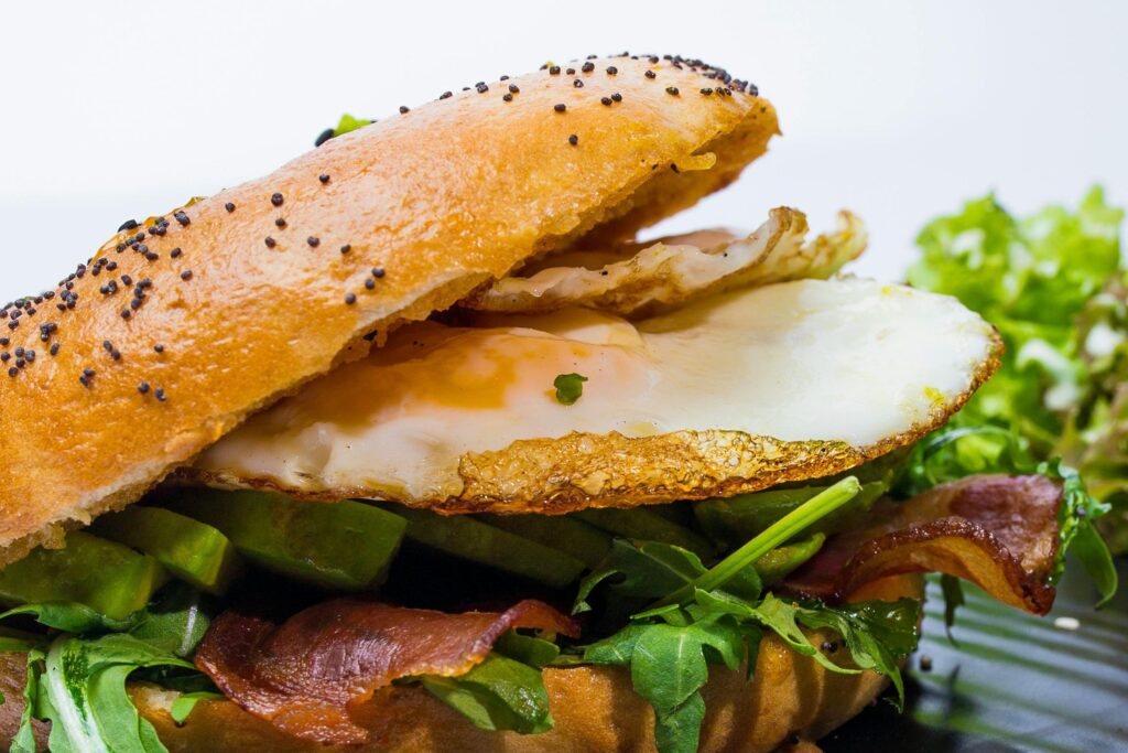 Egg & bacon in Zarb & Ru
